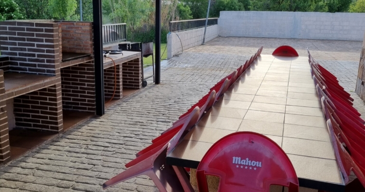 Barbacoa Cubierta 01